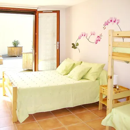 Apartment Cosy A Avec Vue Fayet (Aveyron)